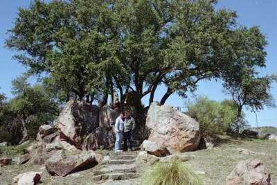 TEXAS RESTSTOP TOM & SISSY.JPG